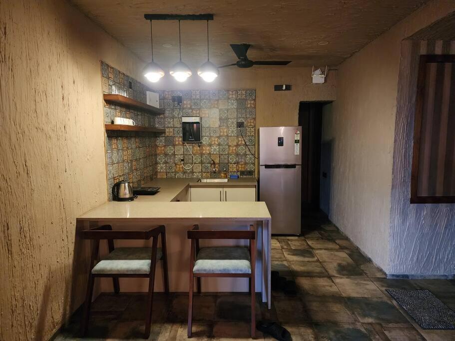 Revanta Studio Flat Колхапур Экстерьер фото